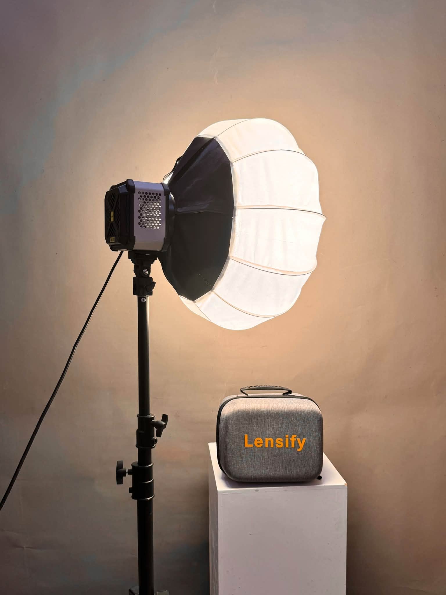 Đèn studio 330w, siêu sáng như tiền đồ của bạn